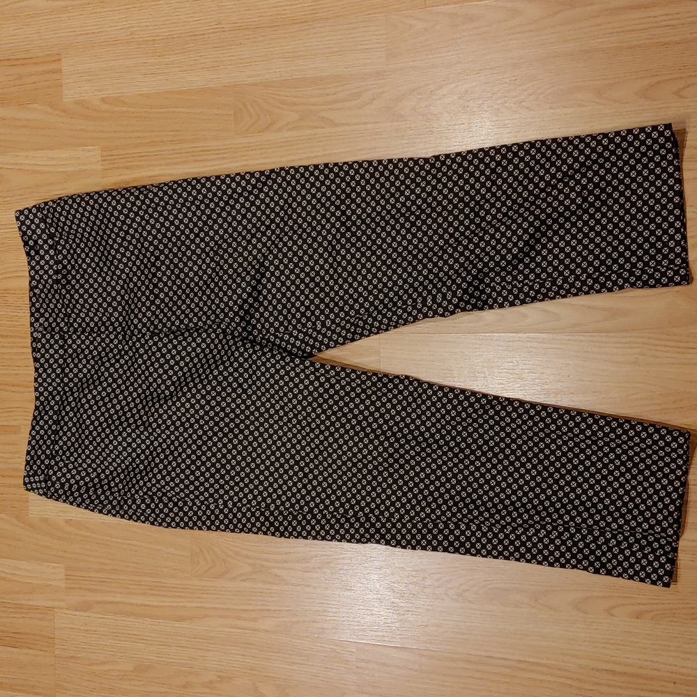 NWOT Sandro Capri Pants